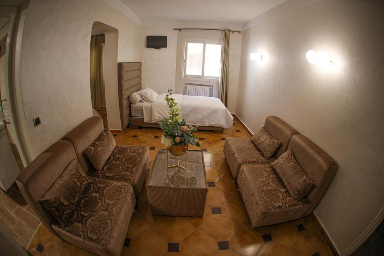 Hotel Des Lilas Oujda Exterior photo