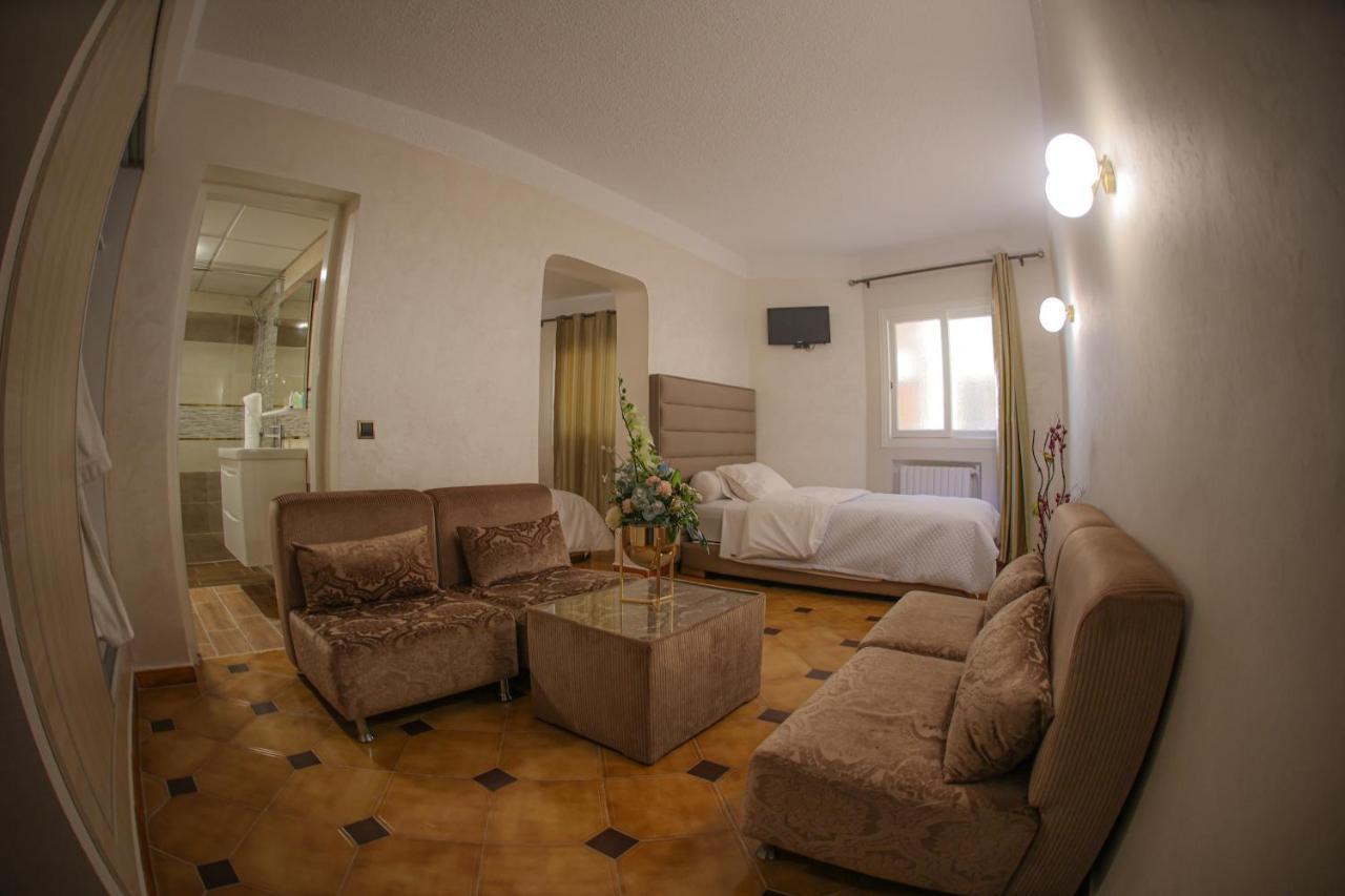 Hotel Des Lilas Oujda Exterior photo