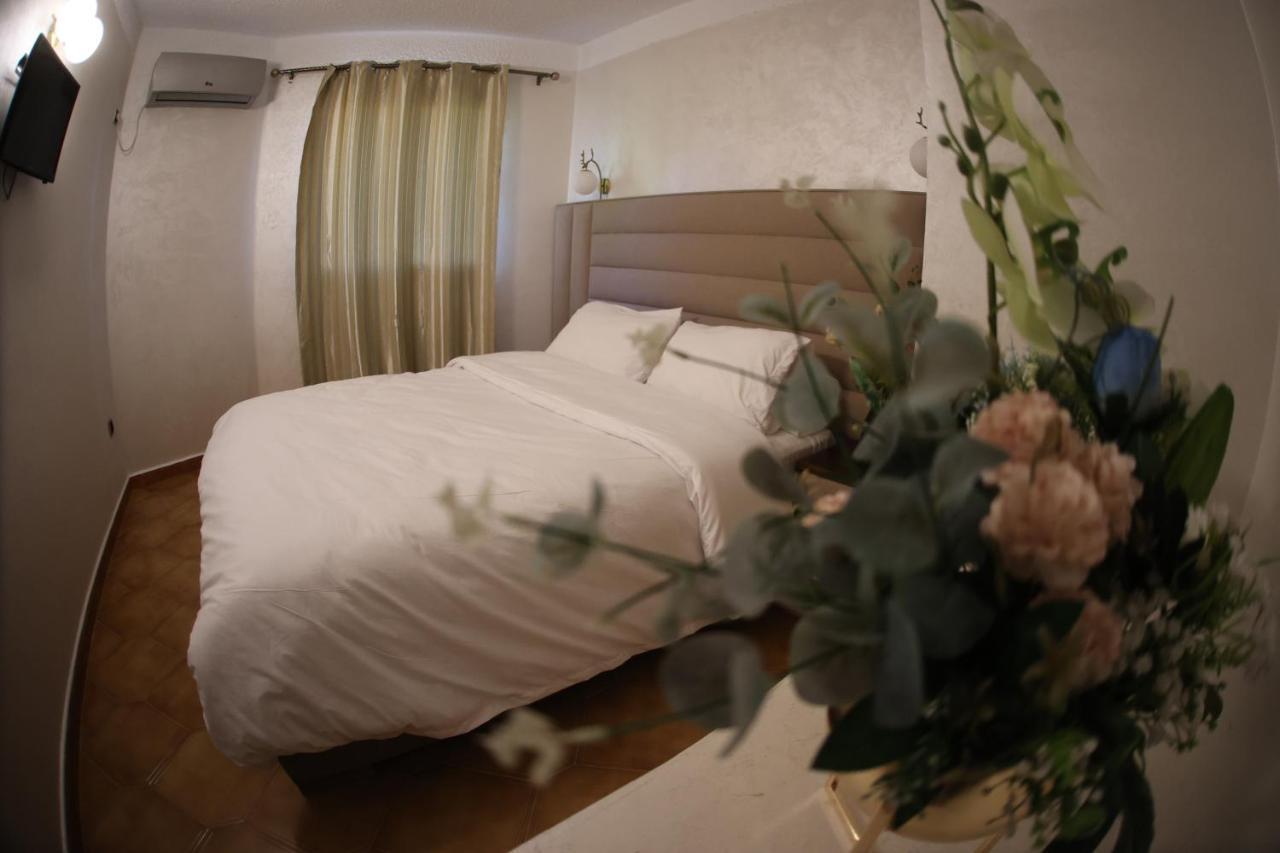 Hotel Des Lilas Oujda Exterior photo