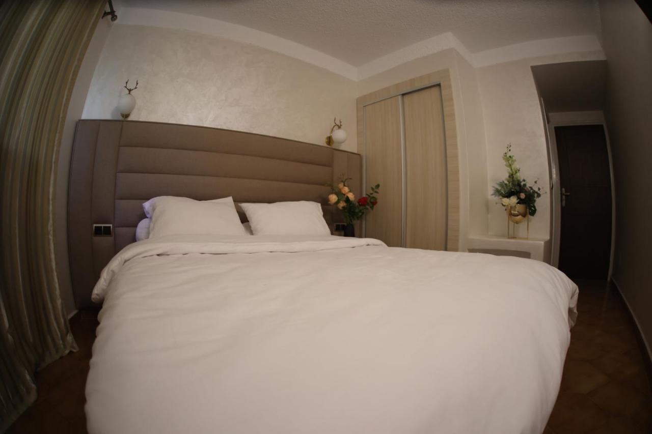 Hotel Des Lilas Oujda Exterior photo